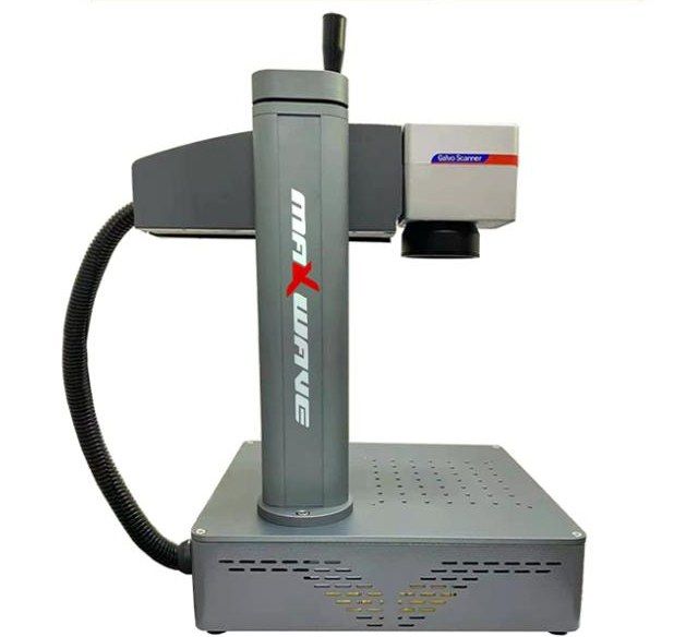 Integrated MW-F 30–50 W fiber laser marker: grey aluminium body with the source in the base and the galvo scanner on a single column
