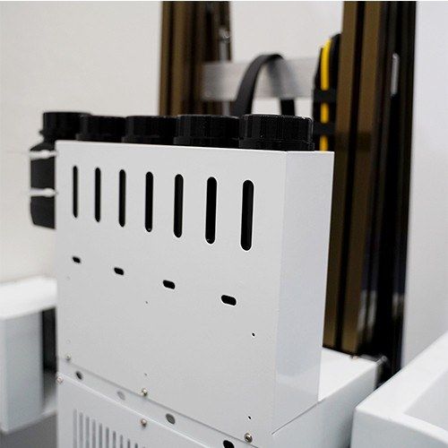 Close-up of the MW-UP200T print carriage with ink cartridges