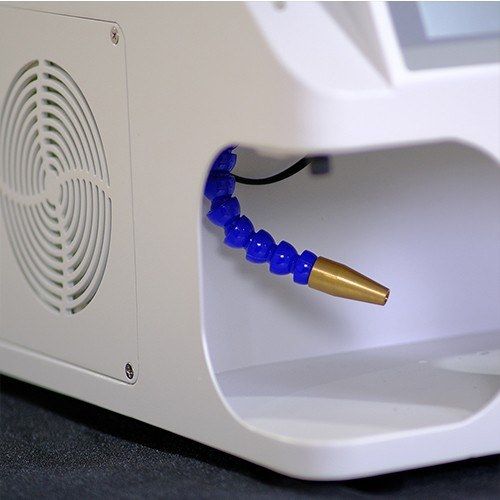 Work chamber of the compact jewelry welder with a flexible gas nozzle